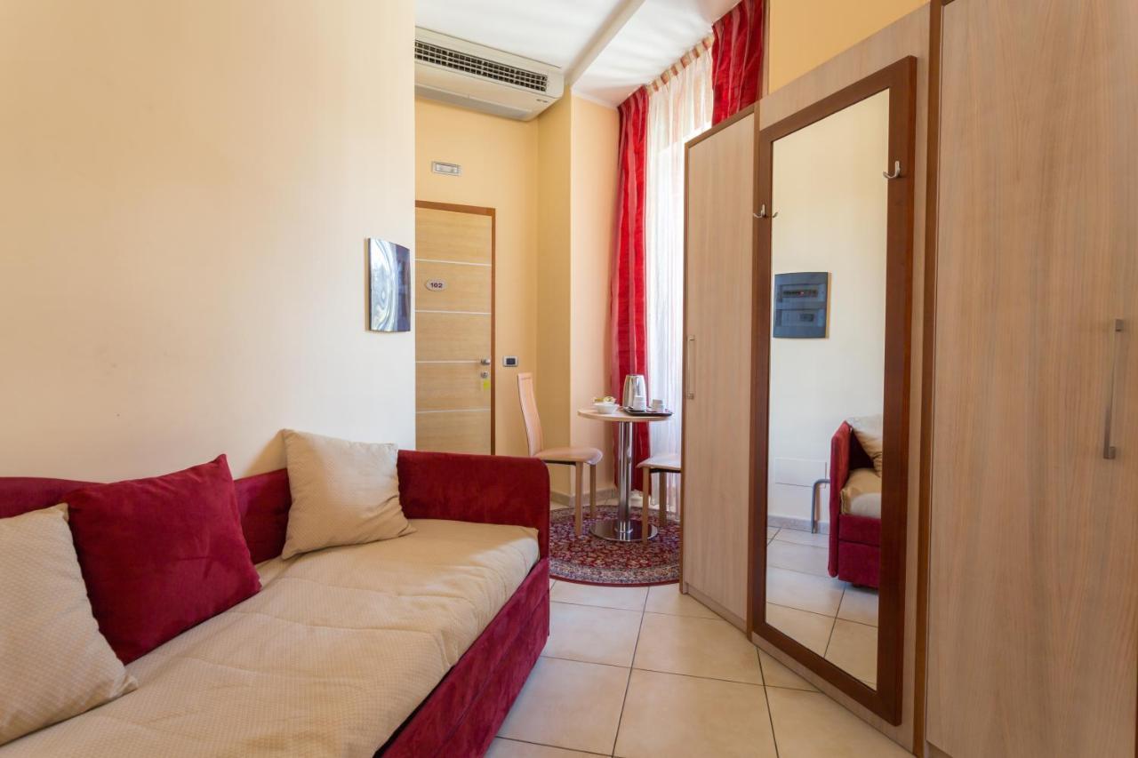 Hotel Conte Ruggero Serra San Bruno Exterior foto