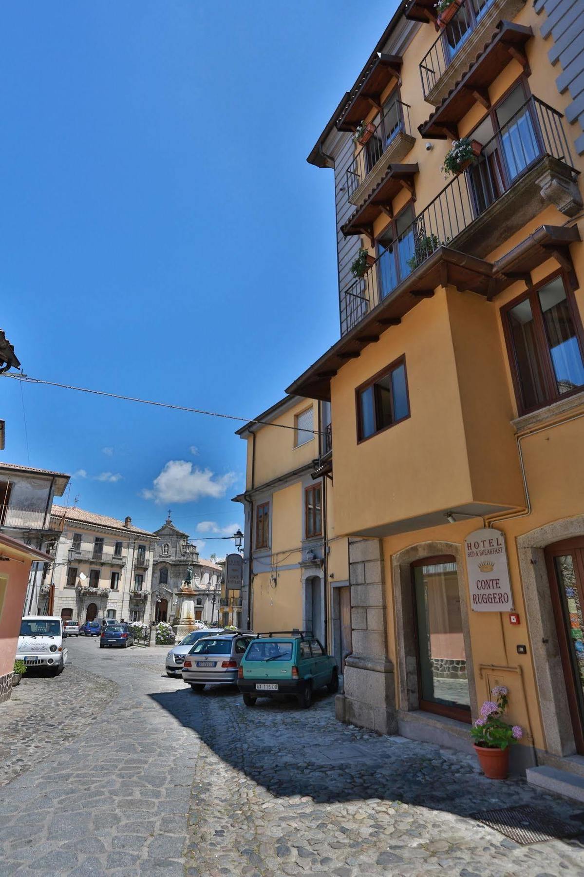 Hotel Conte Ruggero Serra San Bruno Exterior foto