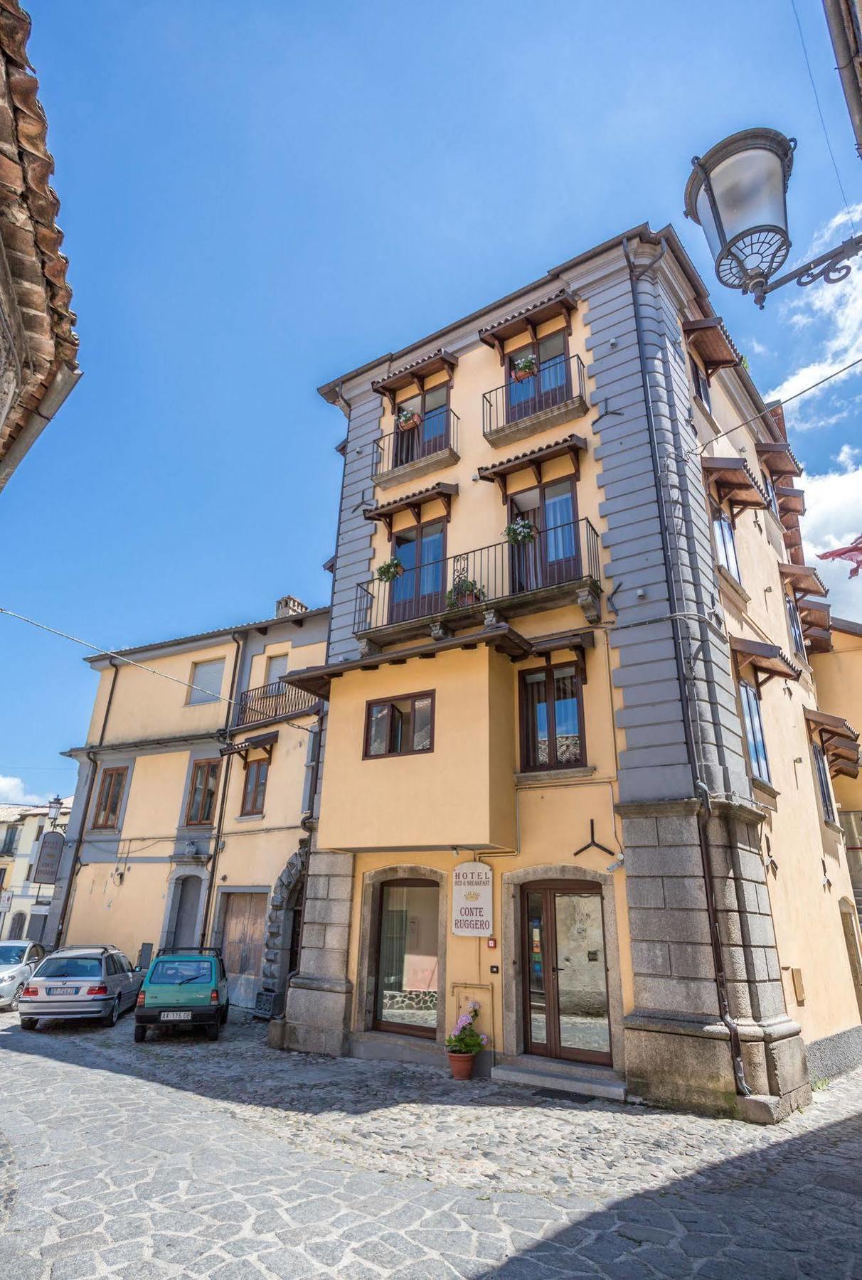 Hotel Conte Ruggero Serra San Bruno Exterior foto